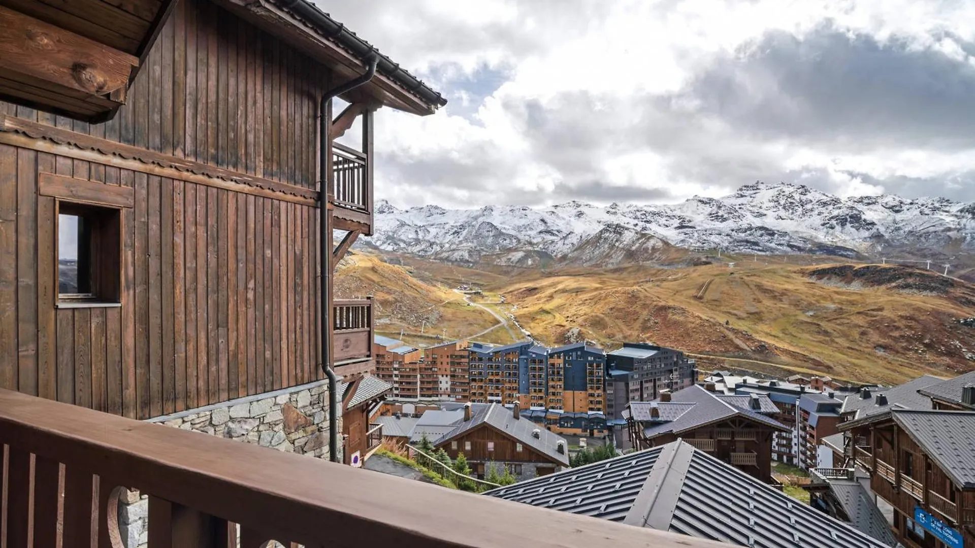 Spacieux Appartement 3 Chambres Avec Piscine Et Sauna, Proche Pistes A Val Thorens - Fr-1-640-75