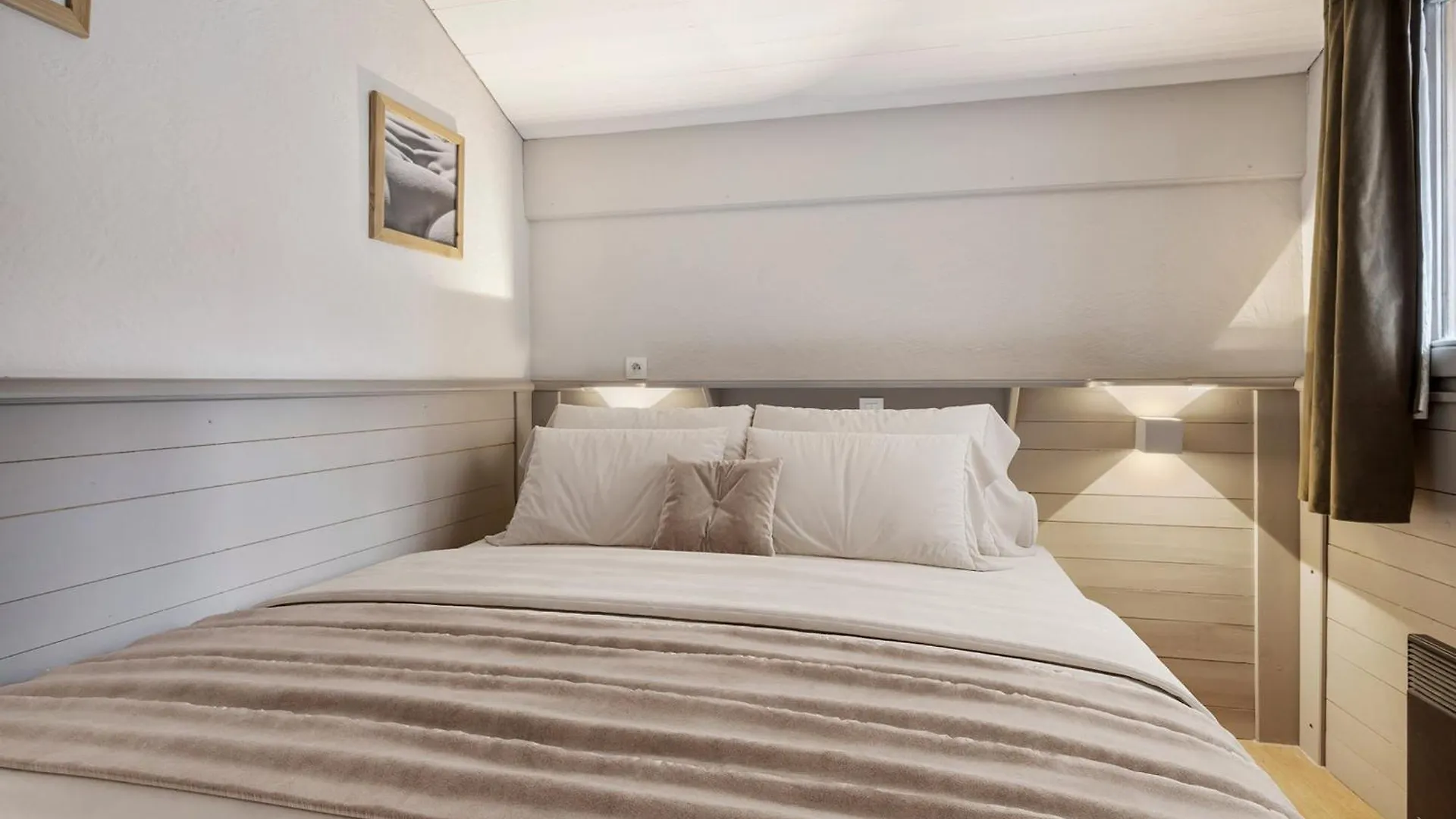 Spacieux Appartement 3 Chambres Avec Piscine Et Sauna, Proche Pistes A Val Thorens - Fr-1-640-75
